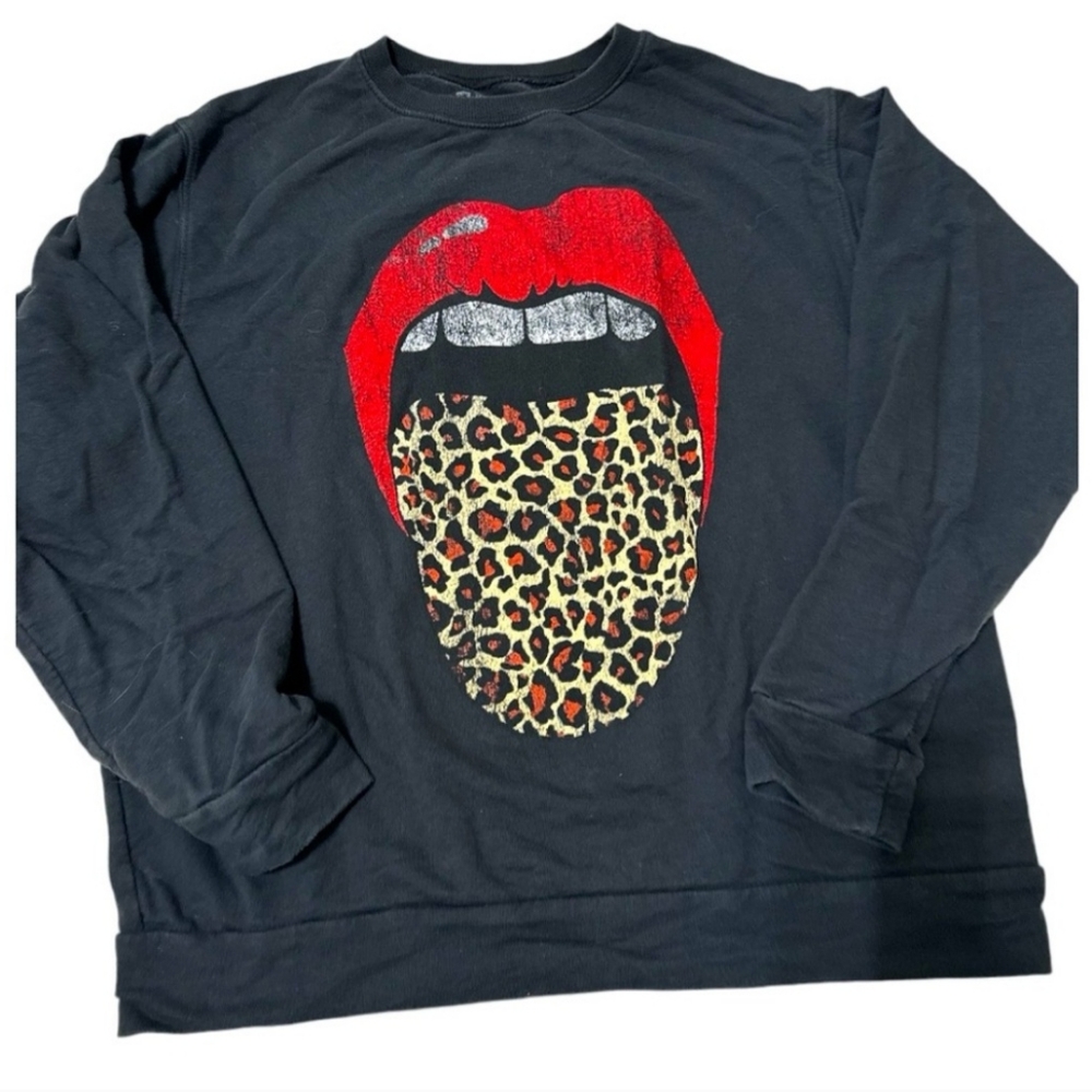 Long sleeve top  in M size